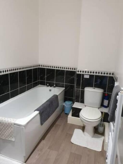 Orme View Dog Friendly Apartment ランディドノー エクステリア 写真