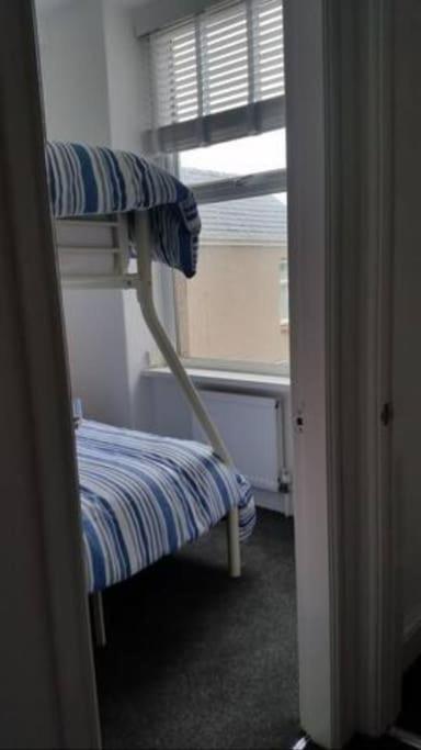 Orme View Dog Friendly Apartment ランディドノー エクステリア 写真